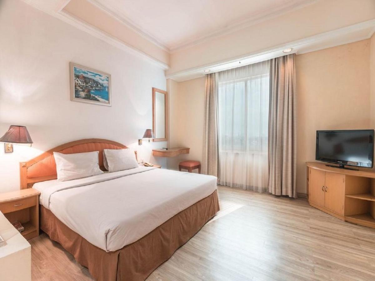 Hotel Bulevar Tanjung Duren Jakarta Exterior photo