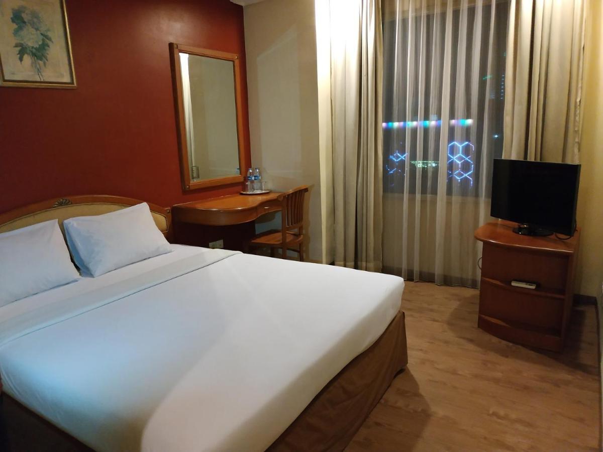Hotel Bulevar Tanjung Duren Jakarta Exterior photo